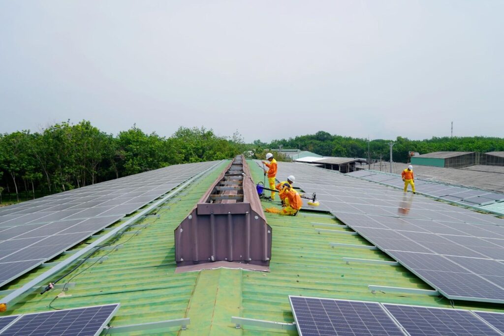 Solar Roofing Central Michigan