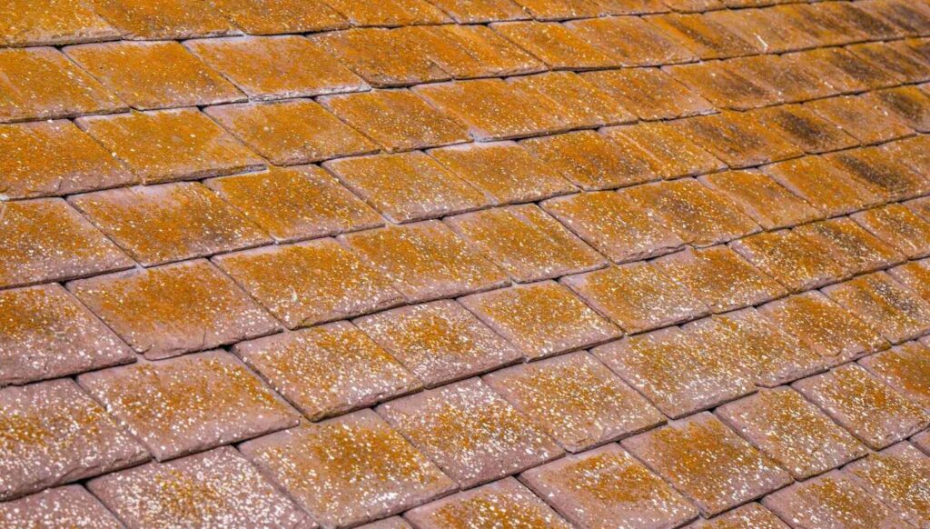 Metal vs Asphalt Shingles